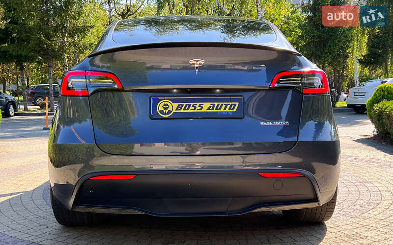 Позашляховик / Кросовер Tesla Model Y 2022 в Львові