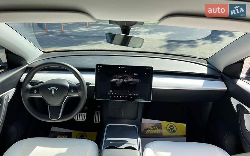 Позашляховик / Кросовер Tesla Model Y 2022 в Львові