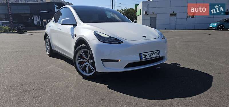 Позашляховик / Кросовер Tesla Model Y 2021 в Одесі