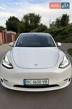 Внедорожник / Кроссовер Tesla Model Y 2020 в Львове