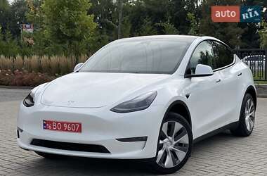 Позашляховик / Кросовер Tesla Model Y 2023 в 