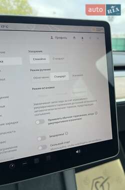 Позашляховик / Кросовер Tesla Model Y 2023 в 