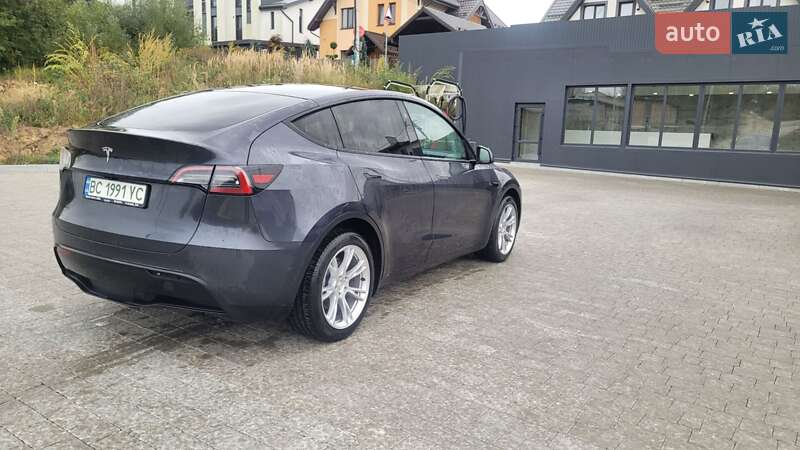 Внедорожник / Кроссовер Tesla Model Y 2024 в Львове