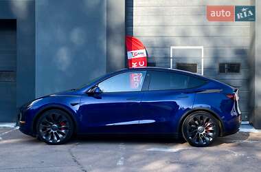 Позашляховик / Кросовер Tesla Model Y 2022 в 