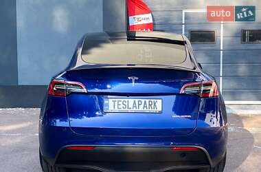 Позашляховик / Кросовер Tesla Model Y 2022 в 