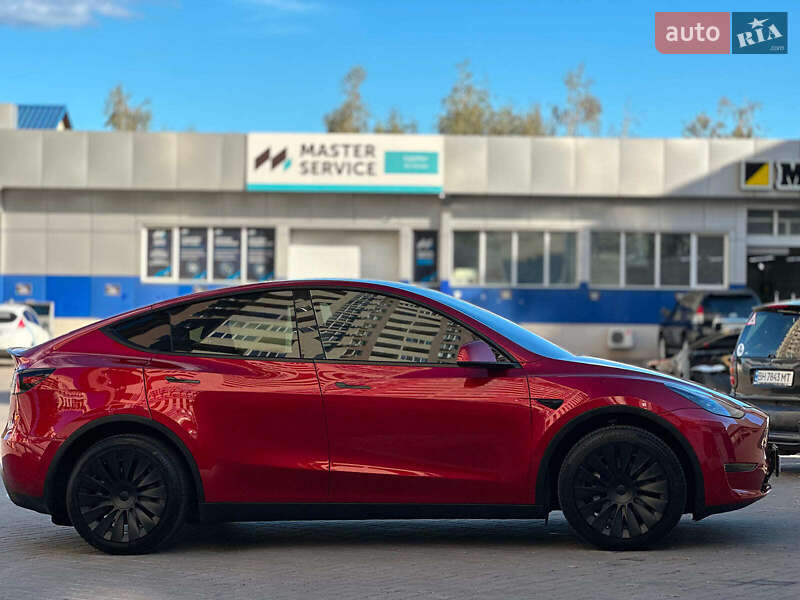 Позашляховик / Кросовер Tesla Model Y 2024 в Одесі