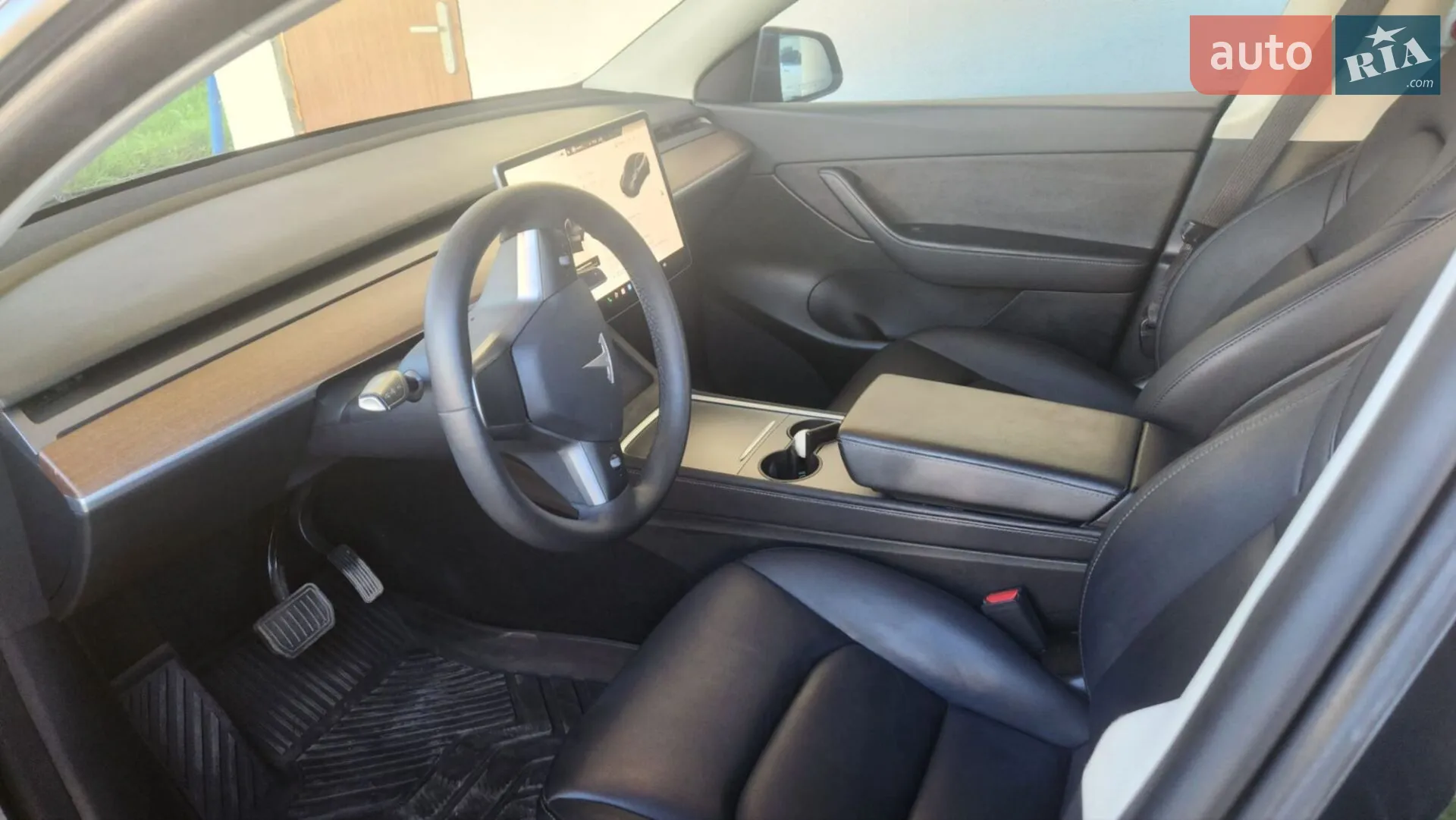 2022 Tesla Model Y - мініатюра 16