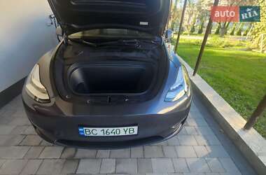 Позашляховик / Кросовер Tesla Model Y 2022 в 