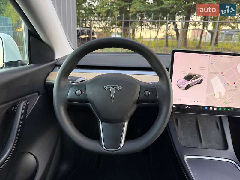 Позашляховик / Кросовер Tesla Model Y 2021 в Хмельницькому
