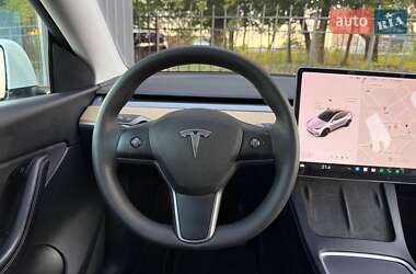 Внедорожник / Кроссовер Tesla Model Y 2021 в 