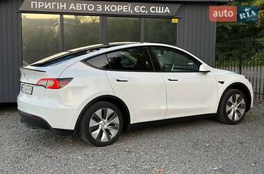 Внедорожник / Кроссовер Tesla Model Y 2021 в 