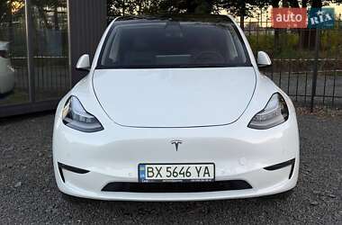 Внедорожник / Кроссовер Tesla Model Y 2021 в 
