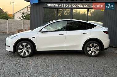 Внедорожник / Кроссовер Tesla Model Y 2021 в 