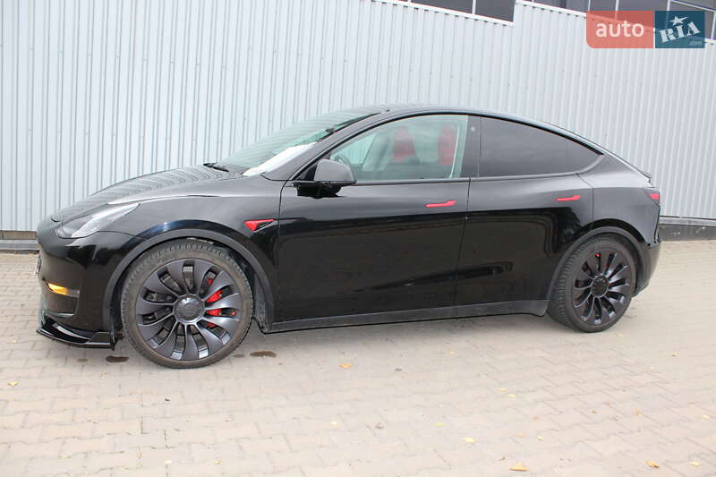 Внедорожник / Кроссовер Tesla Model Y 2023 в Белой Церкви