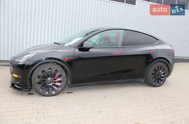Внедорожник / Кроссовер Tesla Model Y 2023 в 