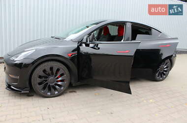 Внедорожник / Кроссовер Tesla Model Y 2023 в 