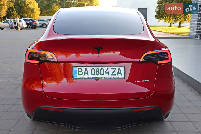 Позашляховик / Кросовер Tesla Model Y 2023 в Кременчуці