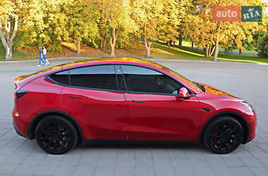 Позашляховик / Кросовер Tesla Model Y 2023 в 