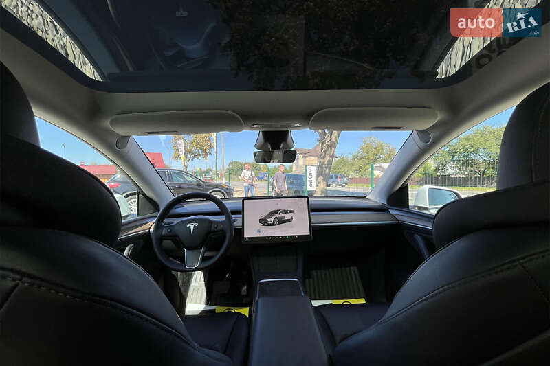 Позашляховик / Кросовер Tesla Model Y 2023 в Коломиї
