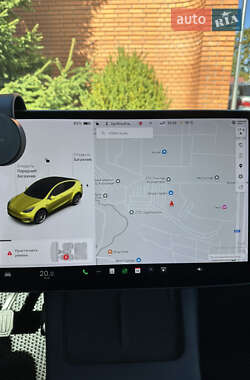 Позашляховик / Кросовер Tesla Model Y 2021 в 