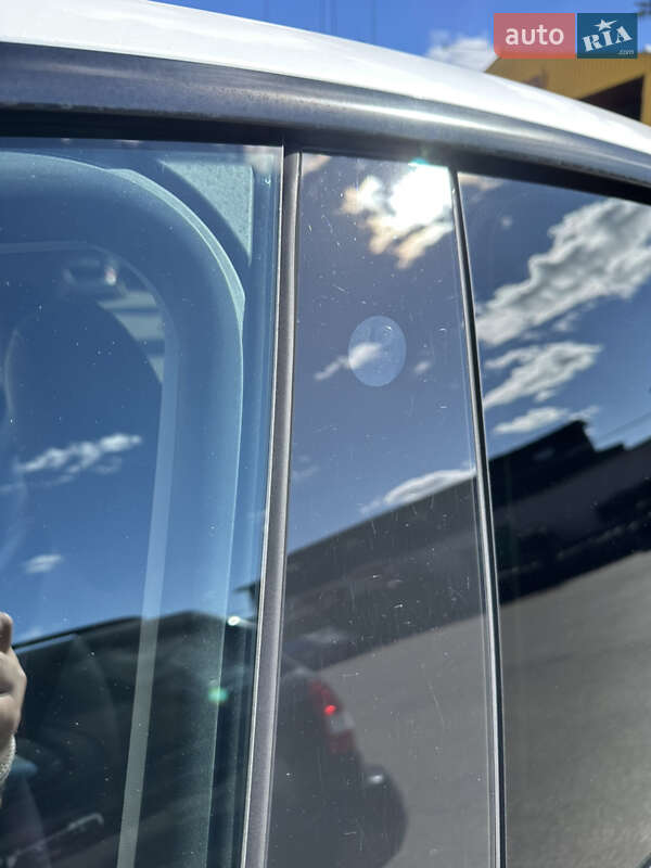 Позашляховик / Кросовер Tesla Model Y 2021 в Києві