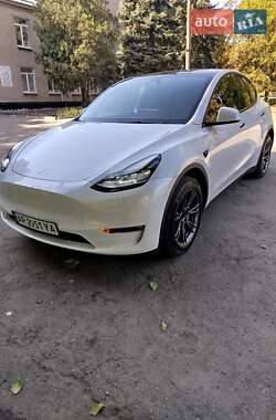 Внедорожник / Кроссовер Tesla Model Y 2024 в Запорожье