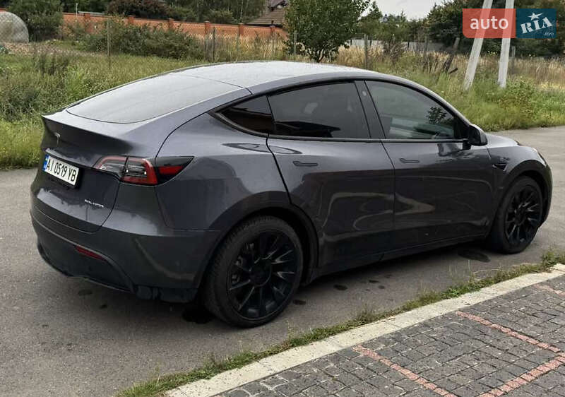 Позашляховик / Кросовер Tesla Model Y 2023 в Києві