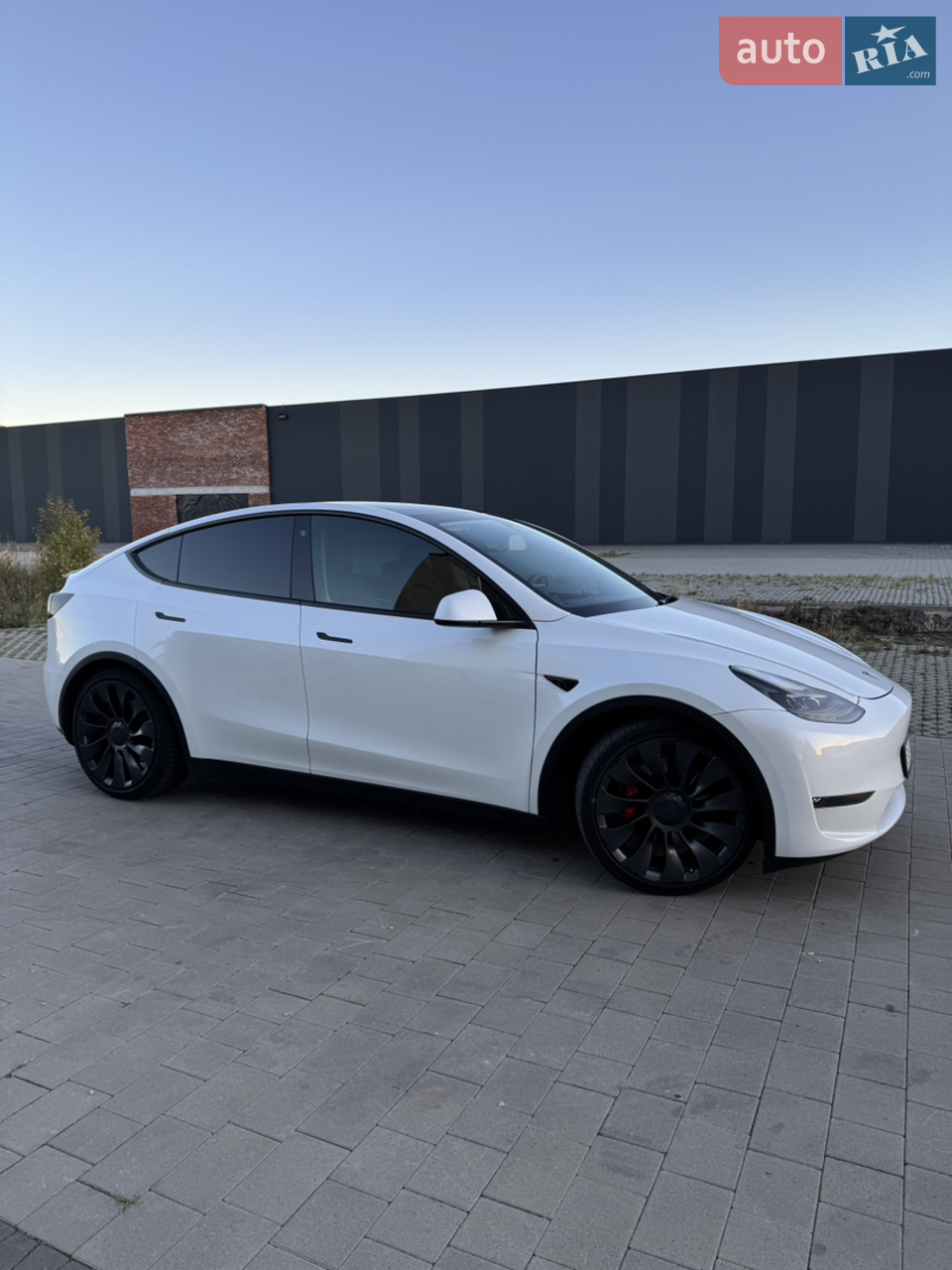 2022 Tesla Model Y - мініатюра 26