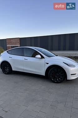 Позашляховик / Кросовер Tesla Model Y 2022 в 