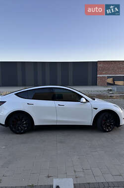 Позашляховик / Кросовер Tesla Model Y 2022 в 