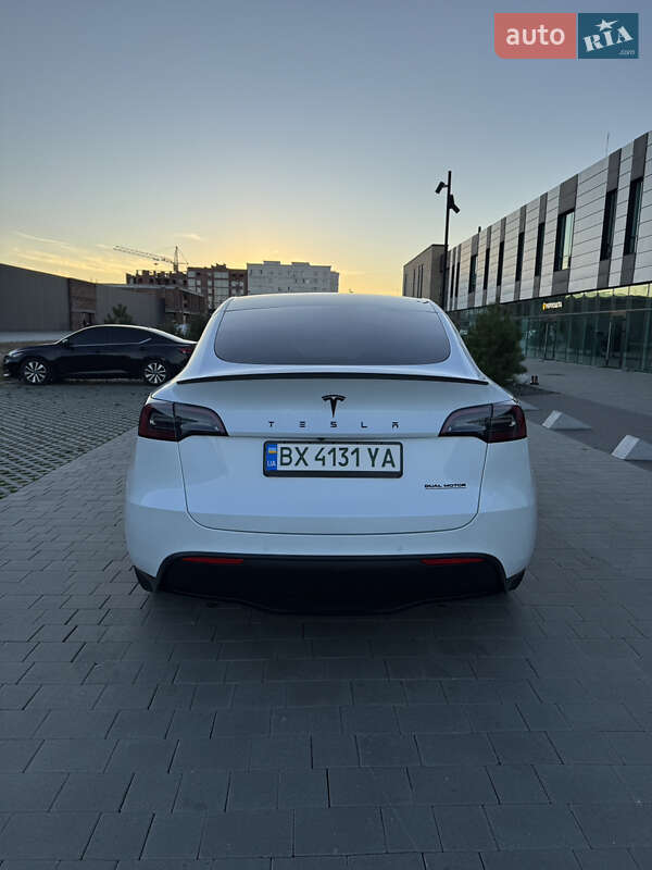 Позашляховик / Кросовер Tesla Model Y 2022 в Хмельницькому