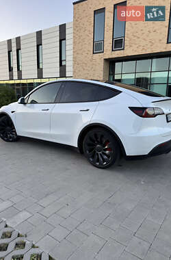Позашляховик / Кросовер Tesla Model Y 2022 в 