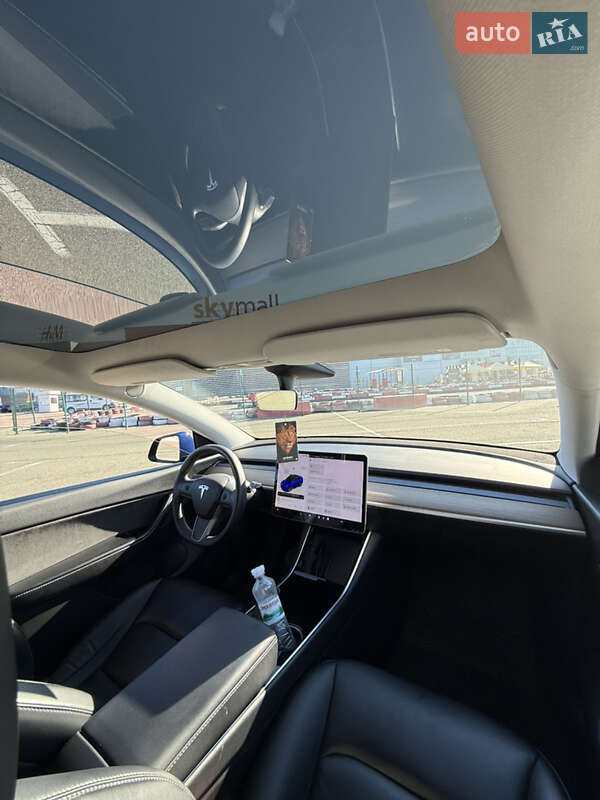 Внедорожник / Кроссовер Tesla Model Y 2020 в Киеве
