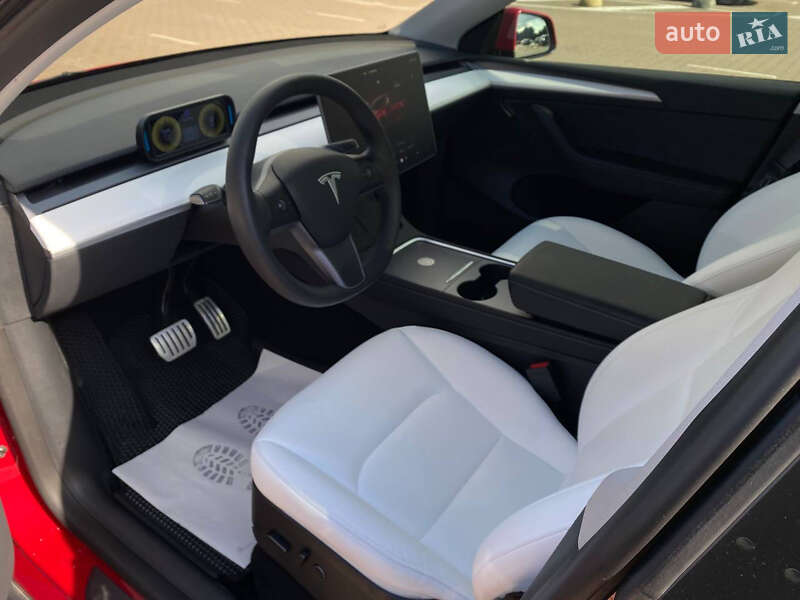 Внедорожник / Кроссовер Tesla Model Y 2023 в Житомире