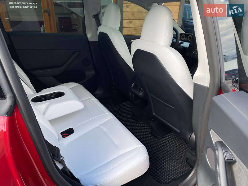 Внедорожник / Кроссовер Tesla Model Y 2023 в Житомире