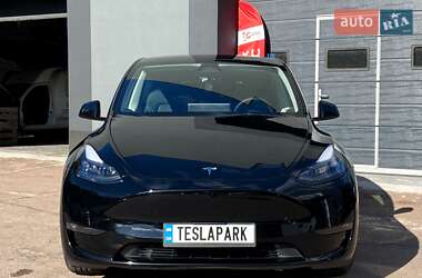 Внедорожник / Кроссовер Tesla Model Y 2023 в 