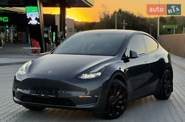 Внедорожник / Кроссовер Tesla Model Y 2022 в 