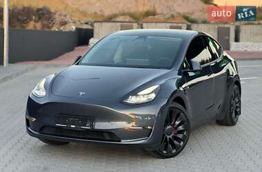 Внедорожник / Кроссовер Tesla Model Y 2022 в 