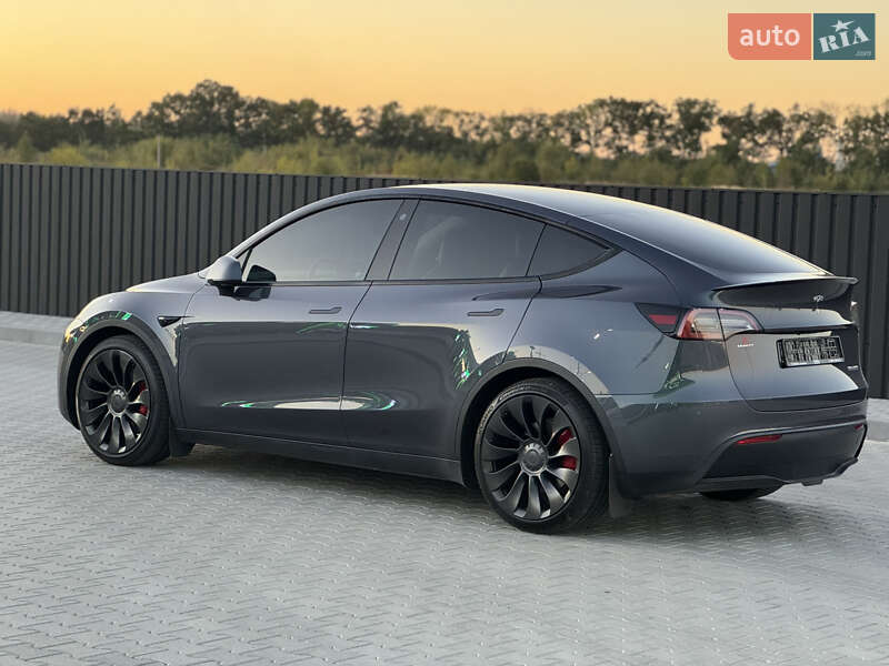 Позашляховик / Кросовер Tesla Model Y 2022 в Вінниці