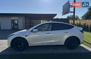 Внедорожник / Кроссовер Tesla Model Y 2021 в 