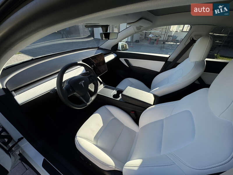 Внедорожник / Кроссовер Tesla Model Y 2021 в Хмельницком