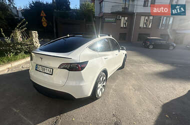 Внедорожник / Кроссовер Tesla Model Y 2024 в 