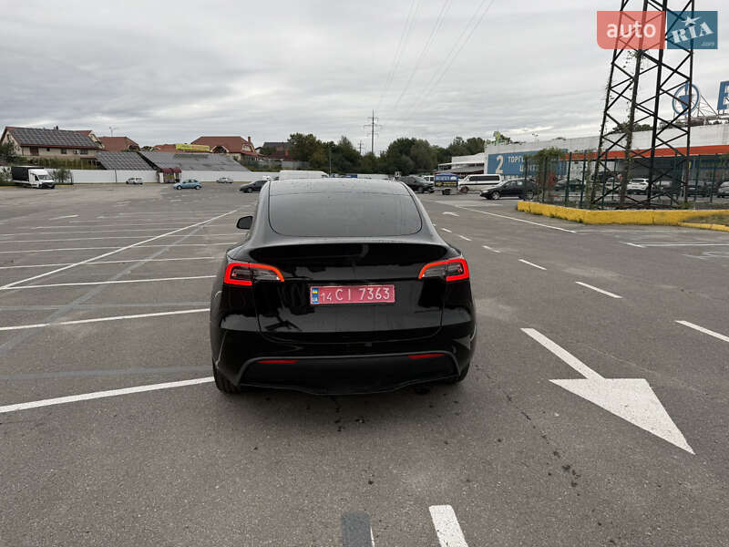 Позашляховик / Кросовер Tesla Model Y 2022 в Ужгороді