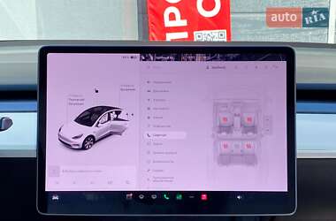Внедорожник / Кроссовер Tesla Model Y 2021 в 