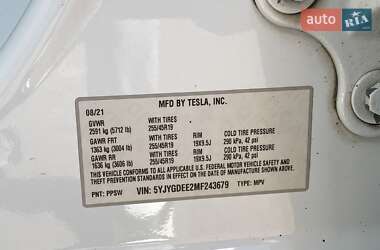 Внедорожник / Кроссовер Tesla Model Y 2021 в 