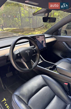 Позашляховик / Кросовер Tesla Model Y 2020 в 