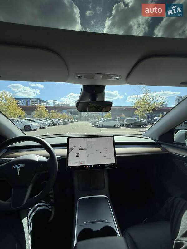 Позашляховик / Кросовер Tesla Model Y 2023 в Києві