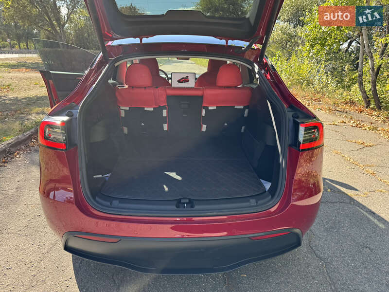Внедорожник / Кроссовер Tesla Model Y 2022 в Днепре фото 4 Внедорожник / Кроссовер Tesla Model Y 2022 в Днепре
