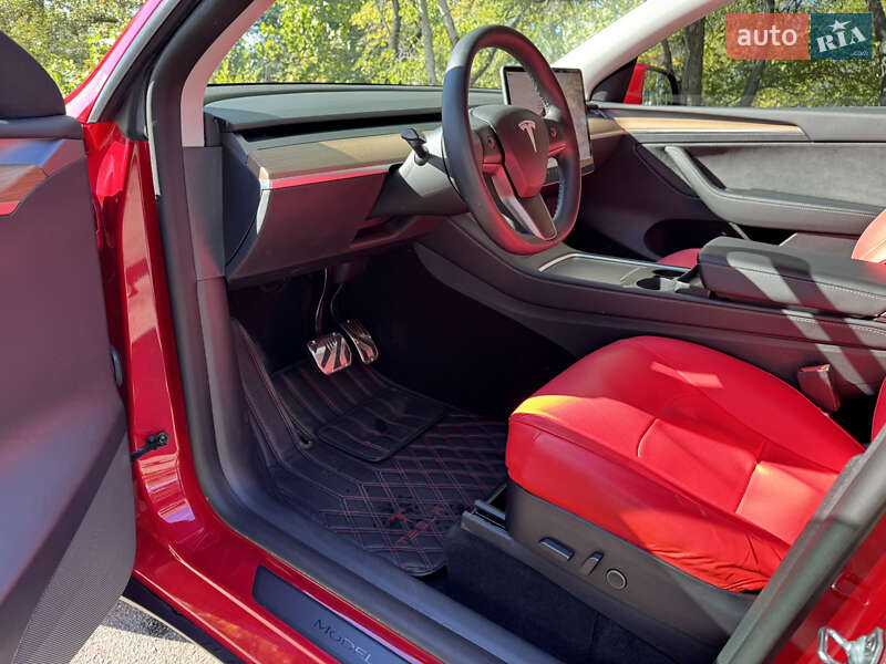 Внедорожник / Кроссовер Tesla Model Y 2022 в Днепре фото 6 Внедорожник / Кроссовер Tesla Model Y 2022 в Днепре