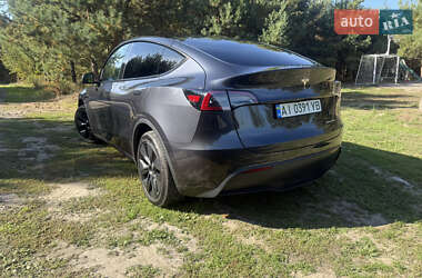 Внедорожник / Кроссовер Tesla Model Y 2024 в Киеве
